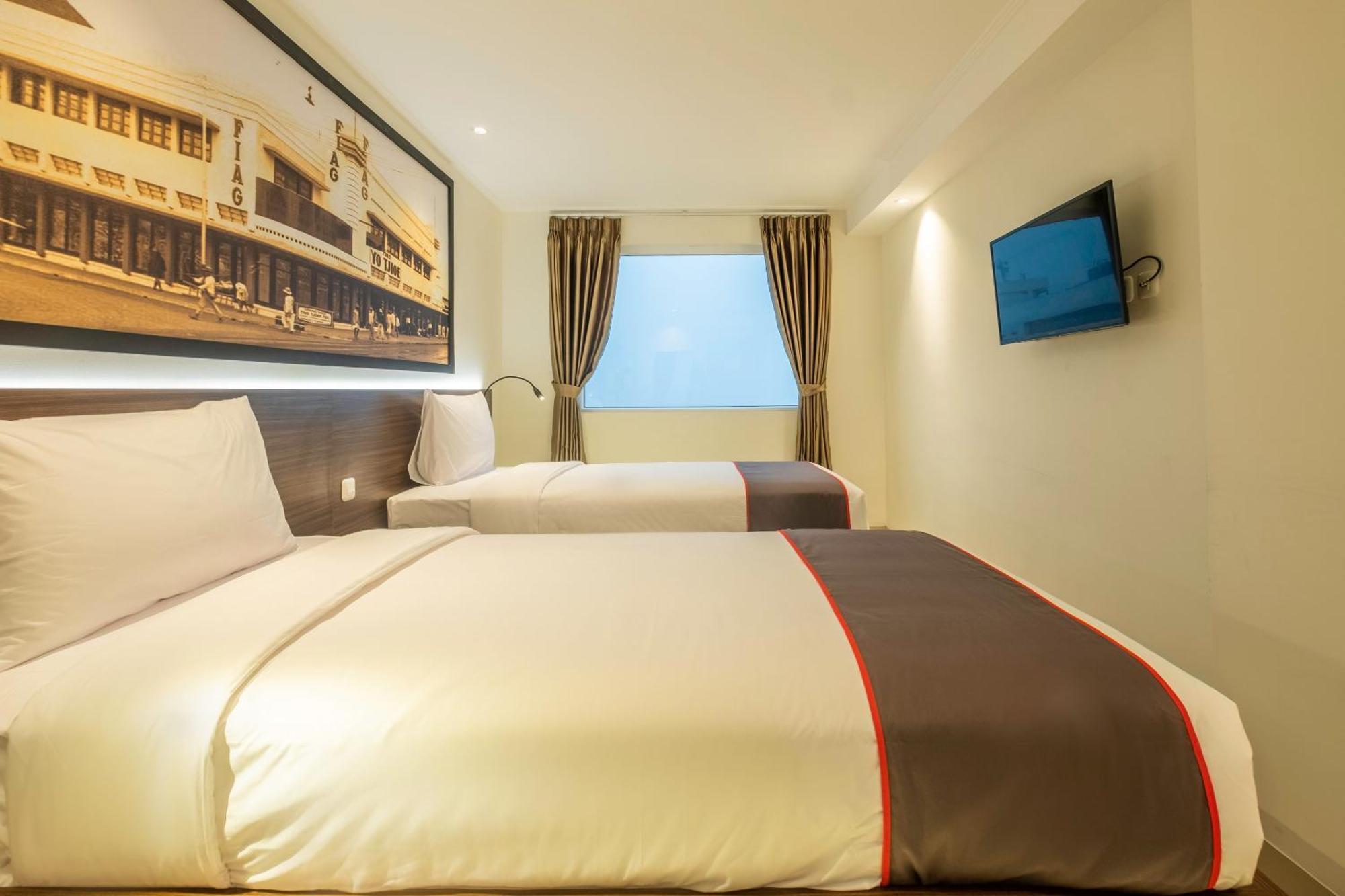 Super Oyo Collection O Hotel Pasar Baru Heritage Bandung Exterior foto